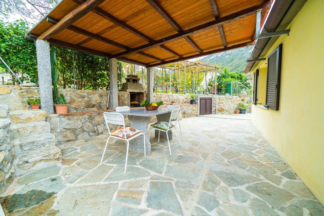 Casa Pepe - Goelba Apartman Pomonte Kültér fotó