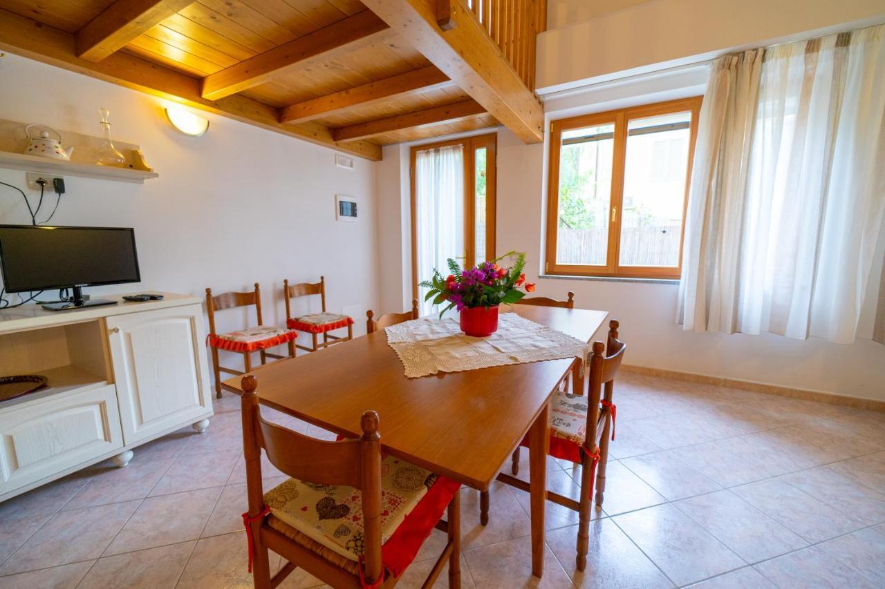 Casa Pepe - Goelba Apartman Pomonte Kültér fotó